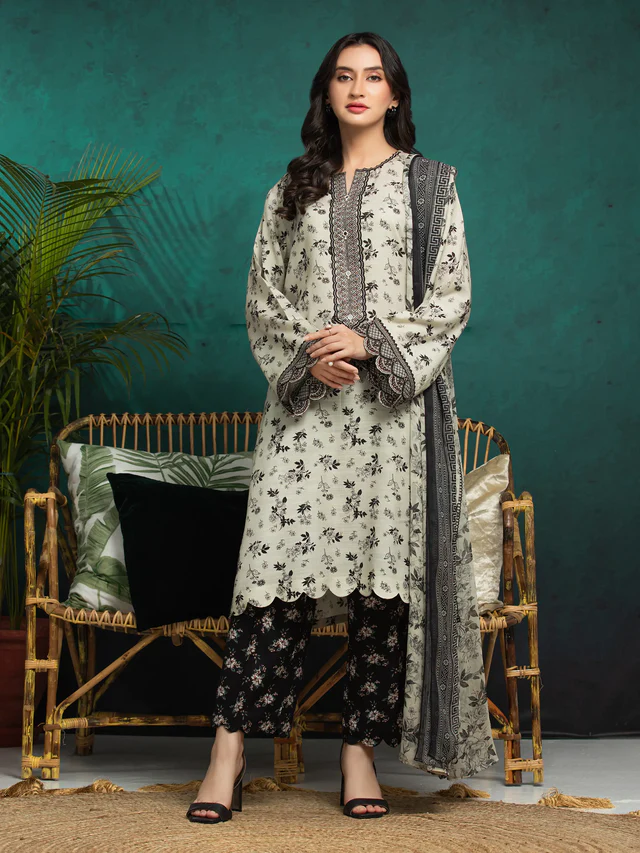 Unstitched Dark Cream Embroidered Raw Silk 3 Piece – EWU5V16-30379-3P